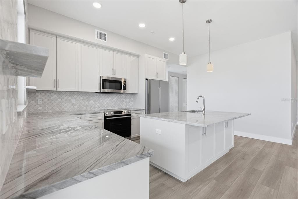 13655 GULF BOULEVARD 401 photo 12