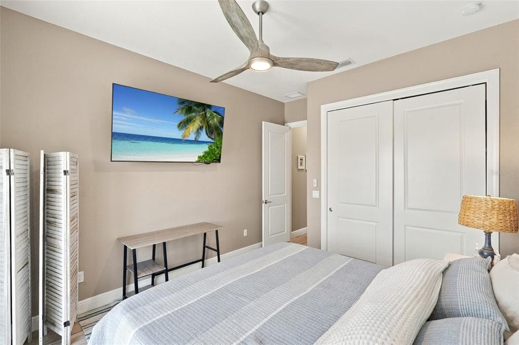 13284 AMARYLLIS CIRCLE photo 22