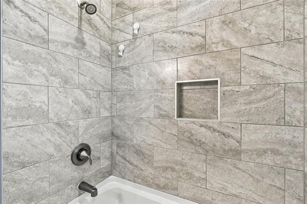 13284 AMARYLLIS CIRCLE photo 24