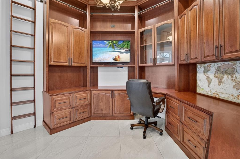 5351 VENTURA DRIVE photo 9