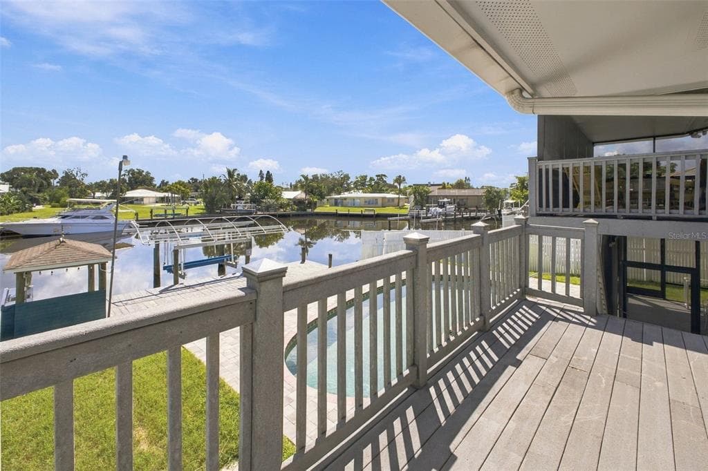 5008 BAY STATE ROAD photo 22