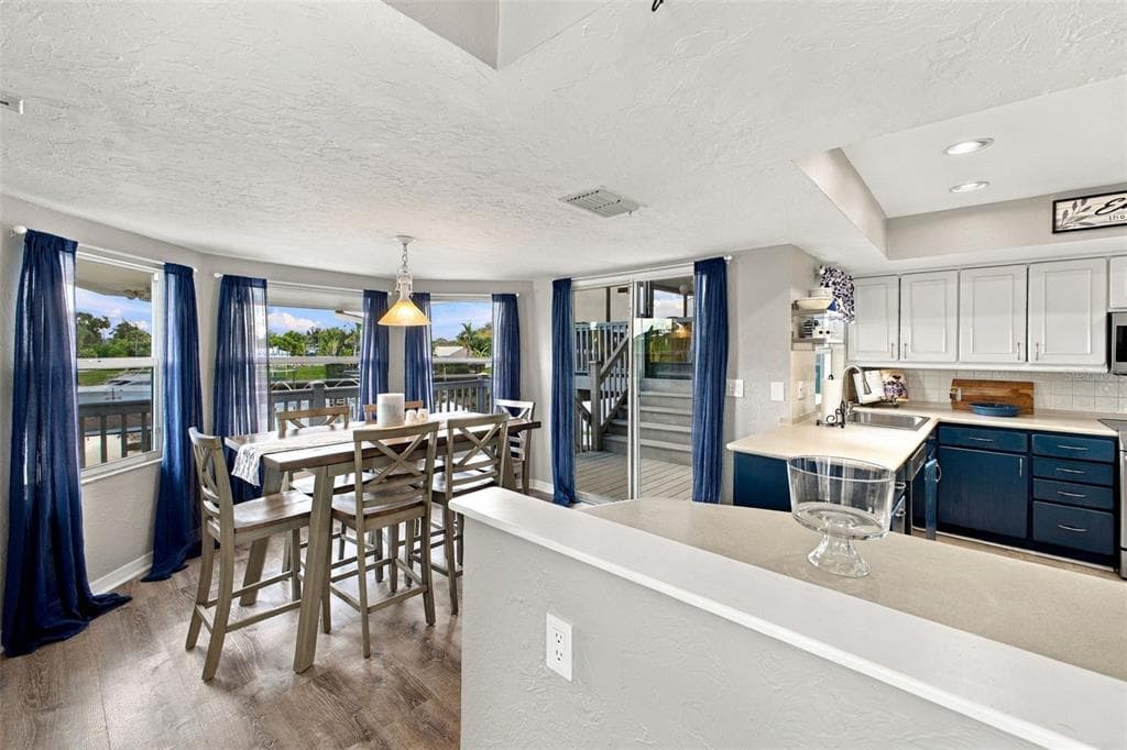 5008 BAY STATE ROAD photo 20