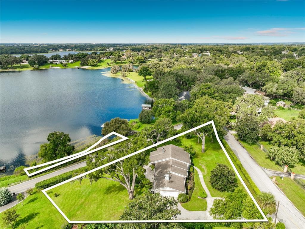 1800 COUNTRY CLUB DRIVE photo 6