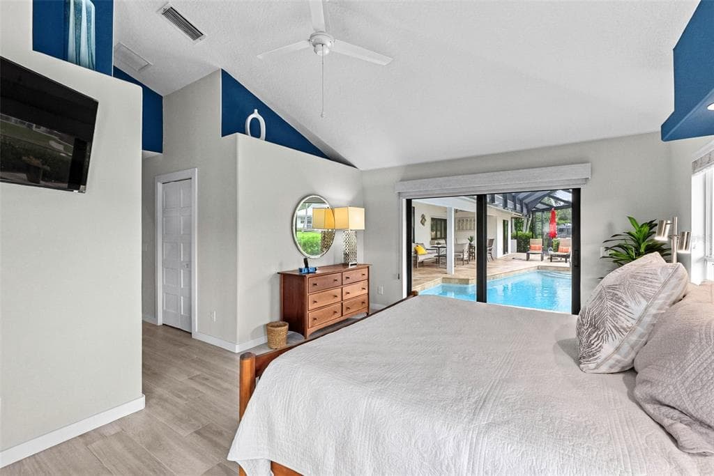 500 VENICE LANE photo 23