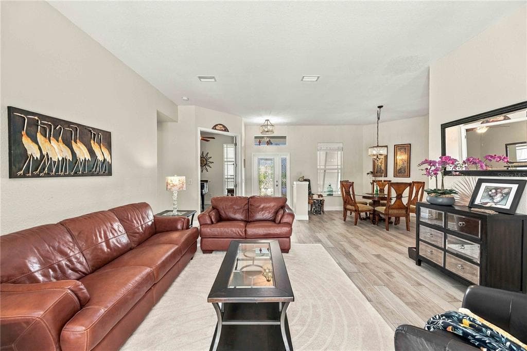 15392 ALDAMA CIRCLE photo 17