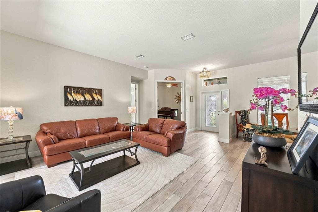 15392 ALDAMA CIRCLE photo 18