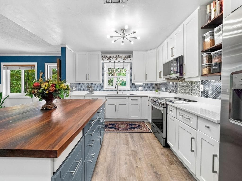 1831 BAYSHORE DRIVE photo 10