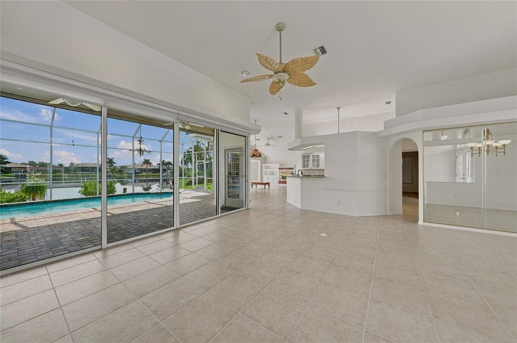 459 VALLETTA COURT photo 6