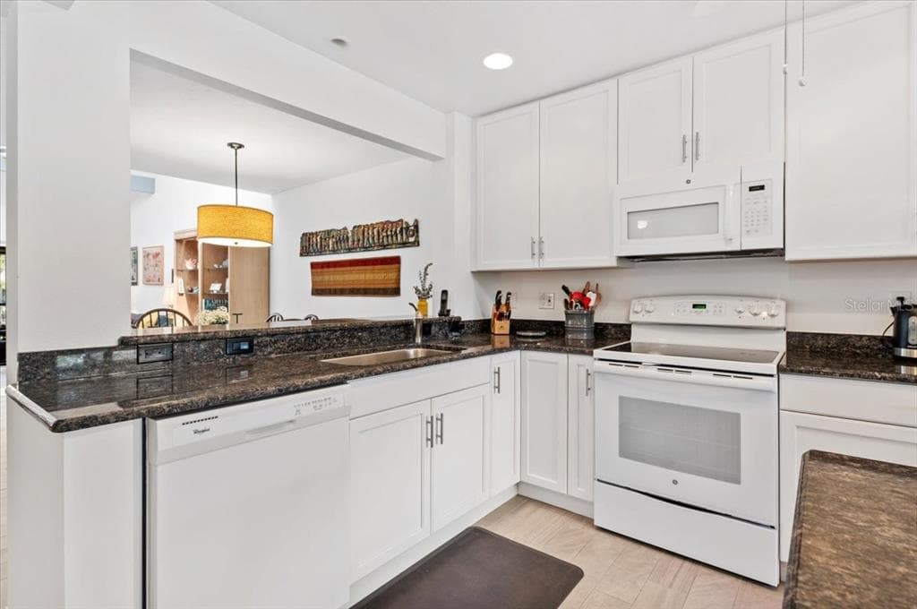 1519 PELICAN POINT DRIVE 288 photo 6