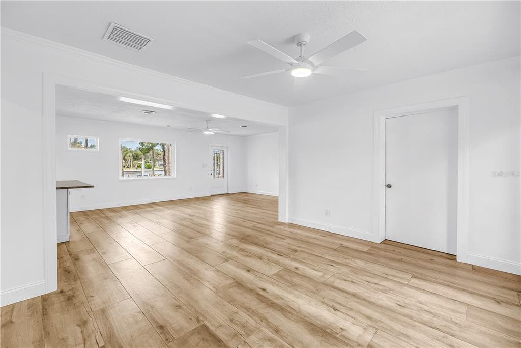 7204 GRAND BOULEVARD photo 18