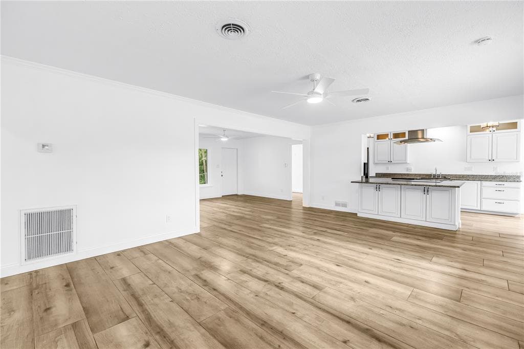7204 GRAND BOULEVARD photo 15