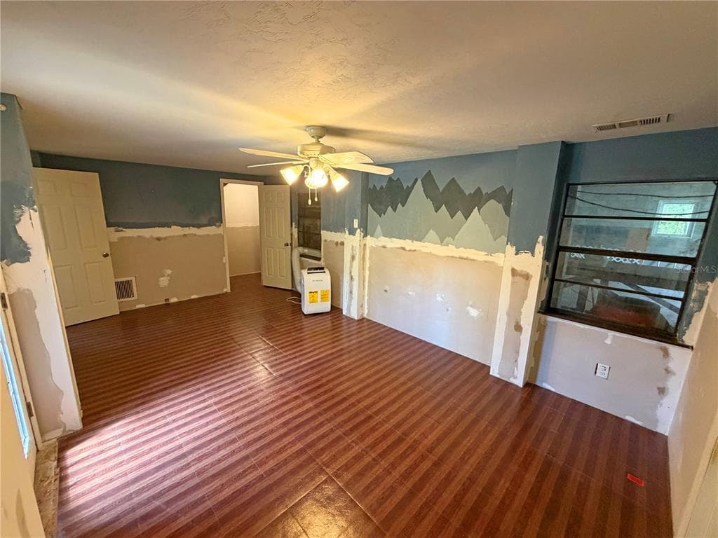 18152 SW 111TH STREET photo 5