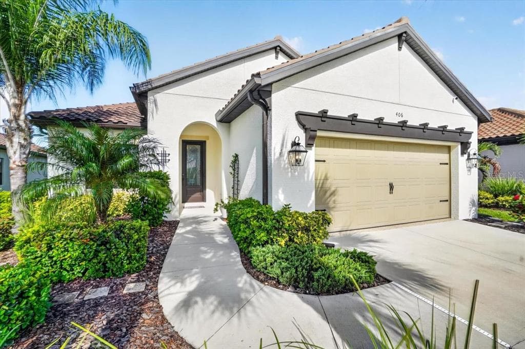 406 ARIANO AVENUE photo 1