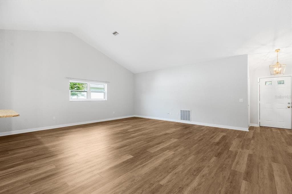21 COLLINGTON COURT photo 9