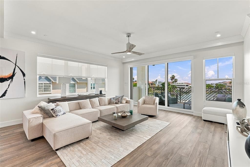 455 PINELLAS BAYWAY S 3A photo 22