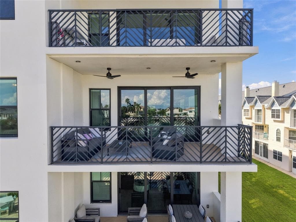 455 PINELLAS BAYWAY S 3A photo 9