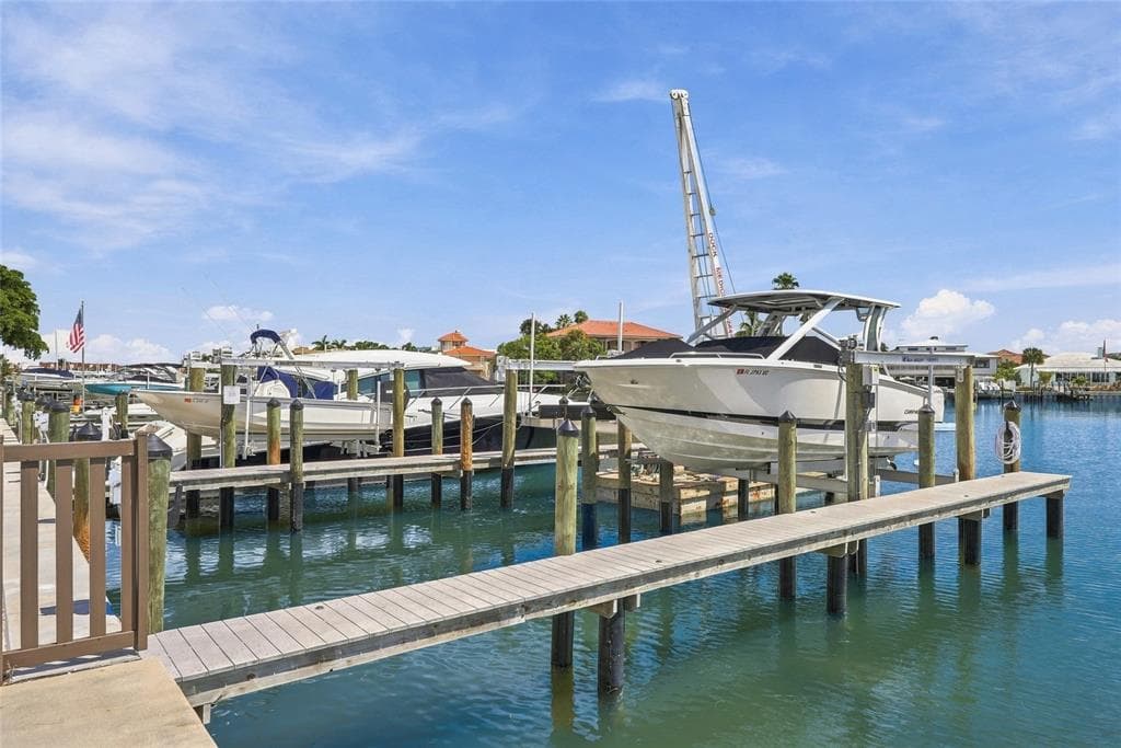 455 PINELLAS BAYWAY S 3A photo 11