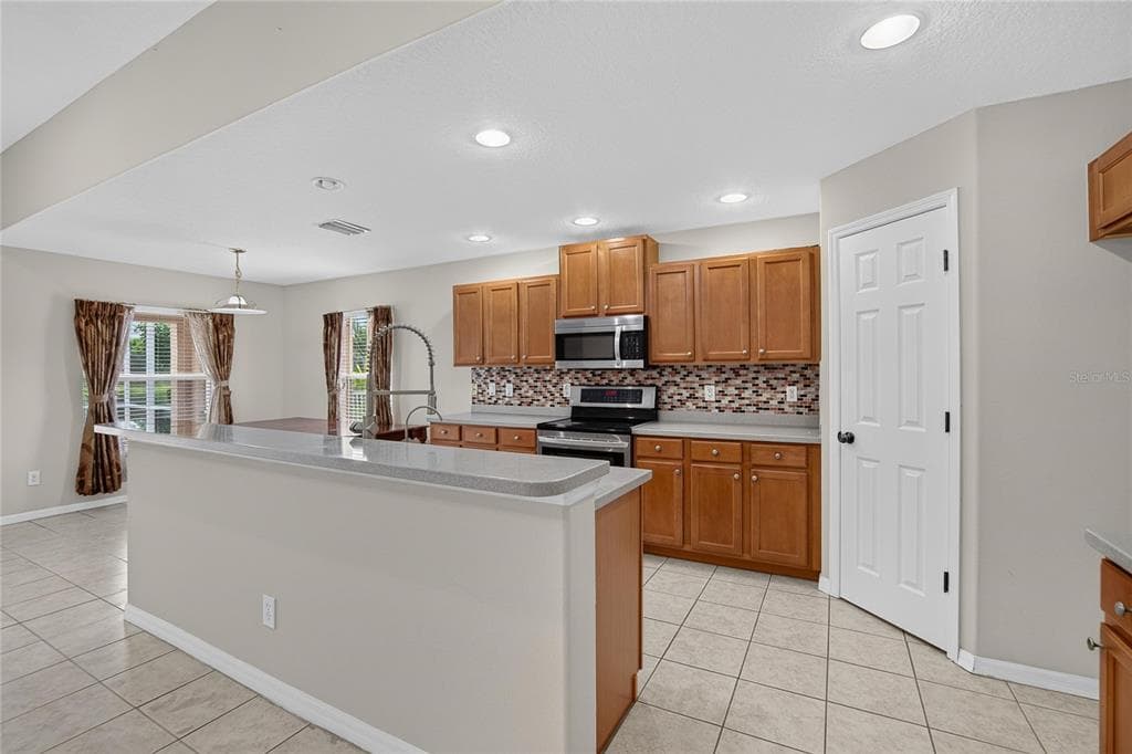 6129 41ST STREET STREET E photo 16