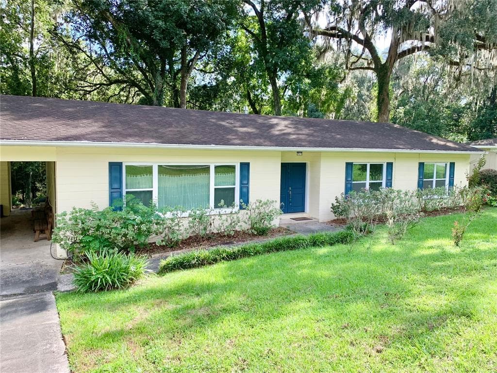 3305 NW 24TH AVENUE photo 1