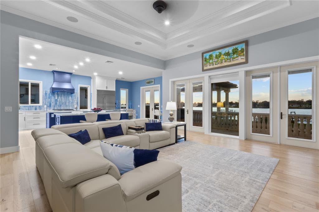 107 SUNSET DRIVE photo 9