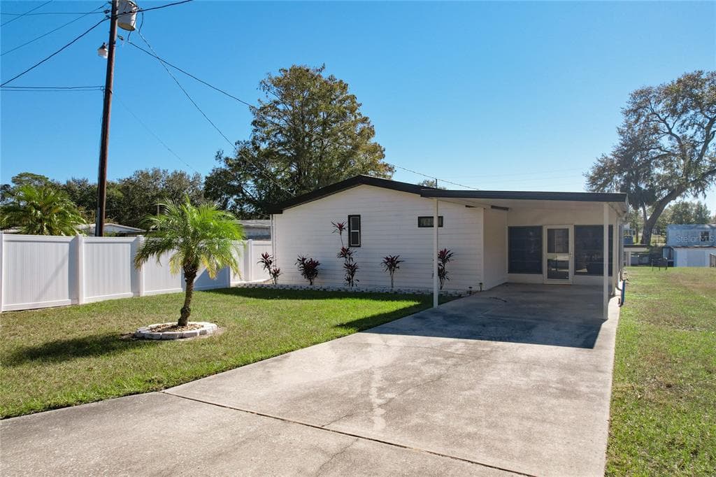 13426 PALM DRIVE photo 6
