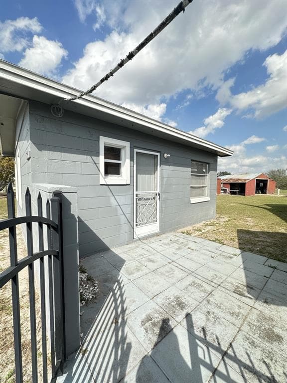 127 LAKEVIEW DRIVE photo 12
