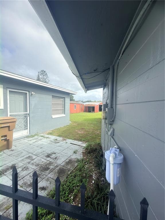 127 LAKEVIEW DRIVE photo 14