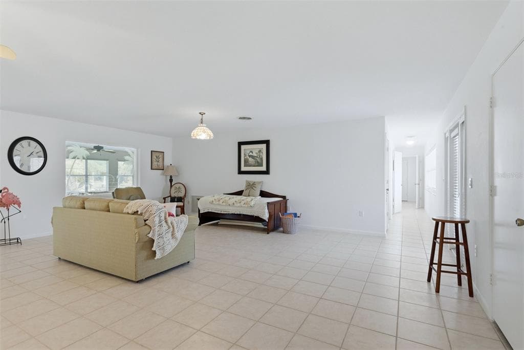 545 GASPAR DRIVE photo 16