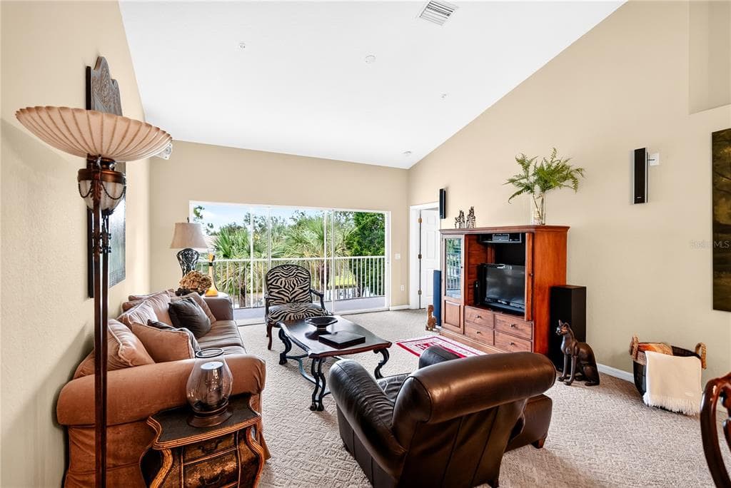 7609 SWEETBAY CIRCLE NA photo 9