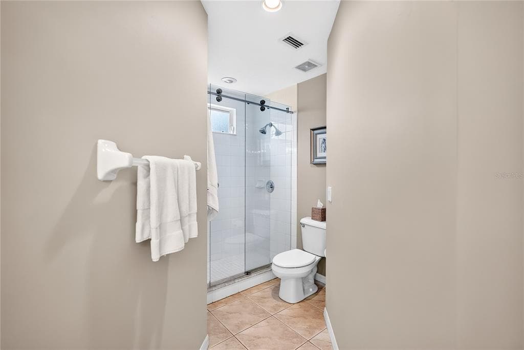 7609 SWEETBAY CIRCLE NA photo 24