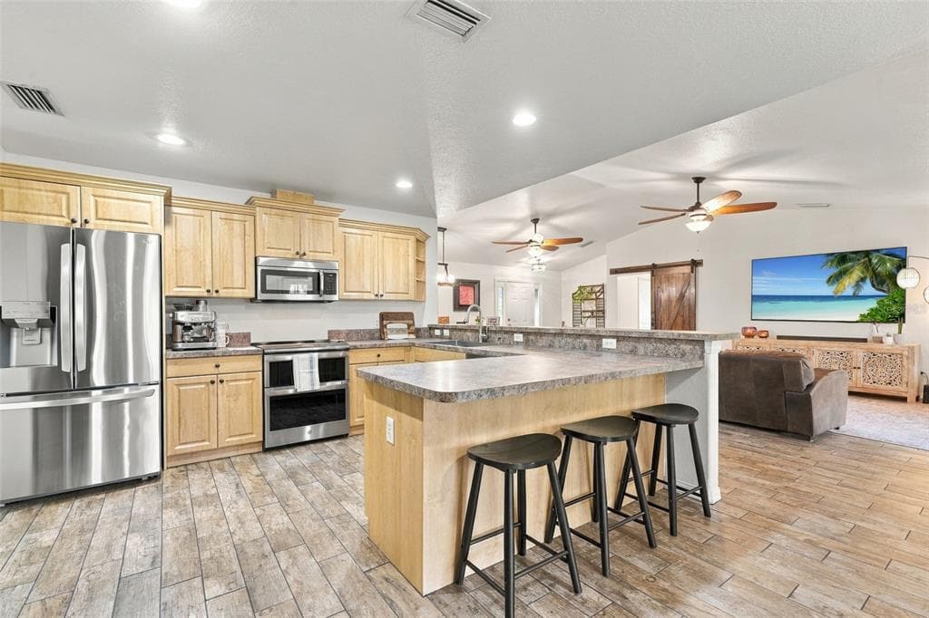 3174 WENONA DRIVE photo 19