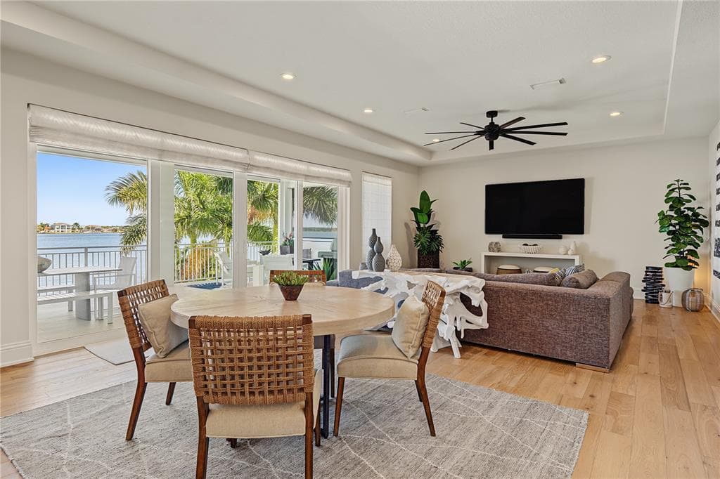 7 PARADISE LANE photo 12