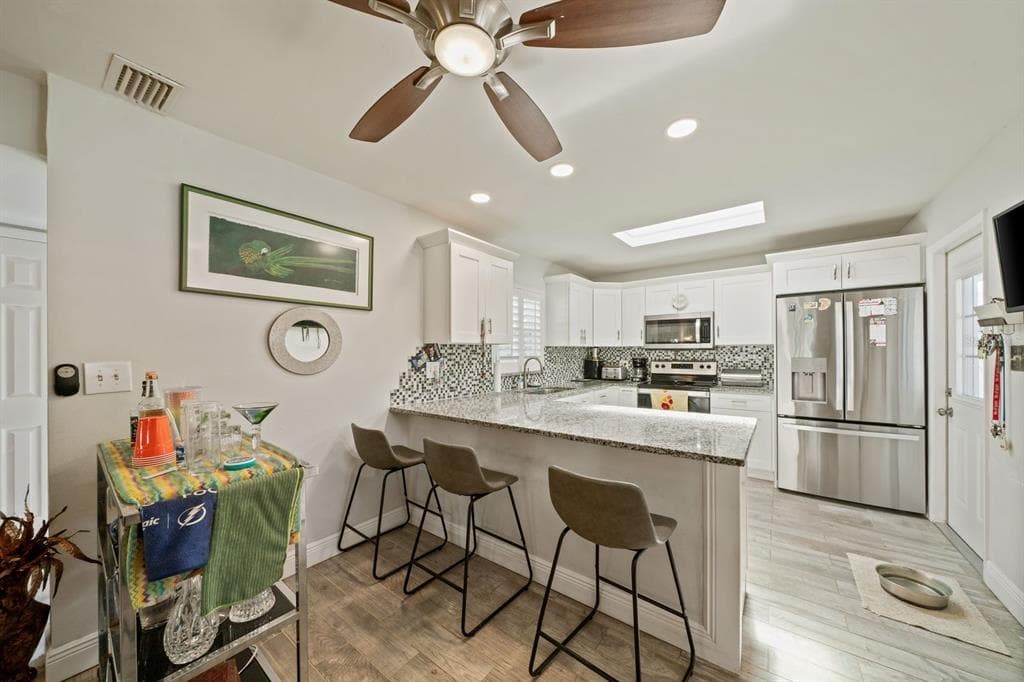 10713 DALTON AVENUE photo 8
