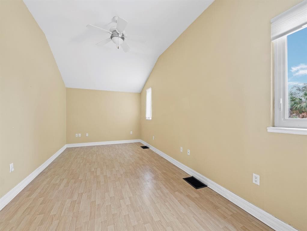 182 ISLAND CIRCLE photo 23