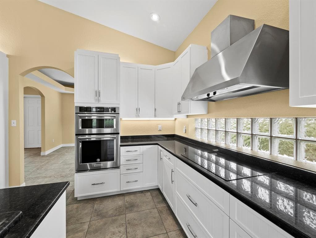 182 ISLAND CIRCLE photo 14