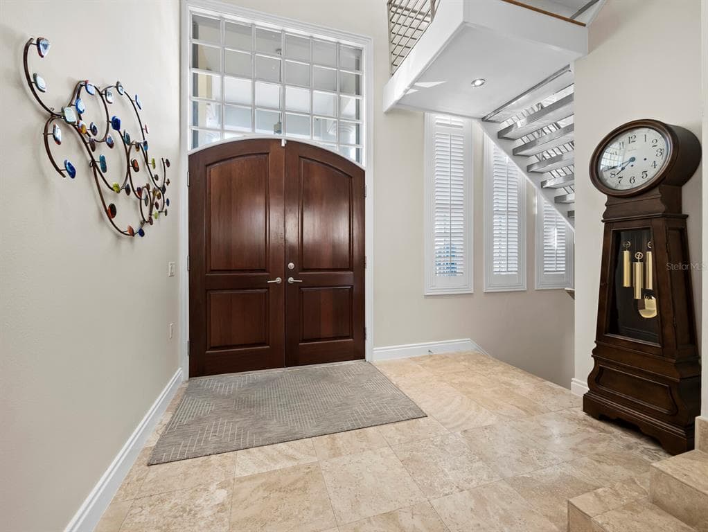 550 NORTON STREET photo 6