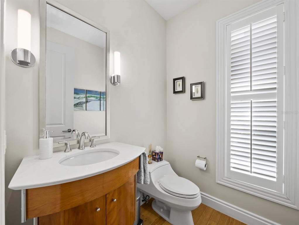 550 NORTON STREET photo 20