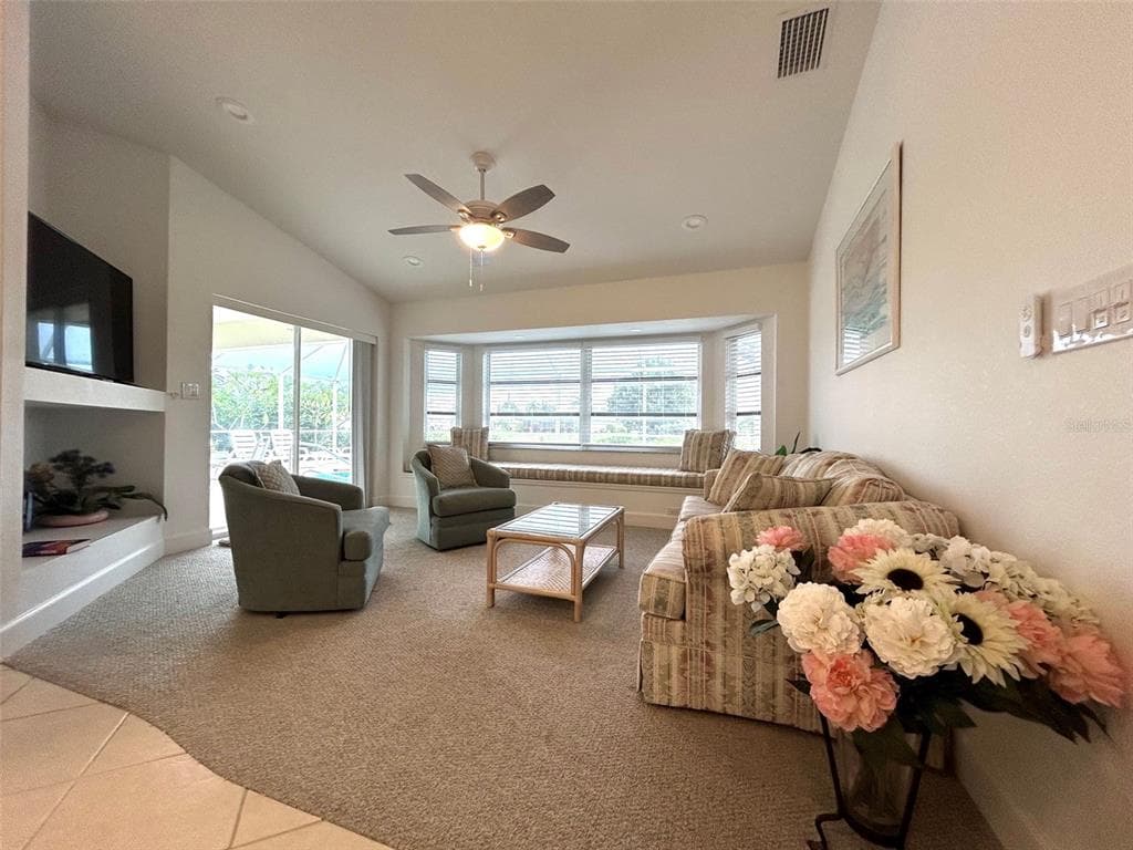 435 ROTONDA CIRCLE photo 6