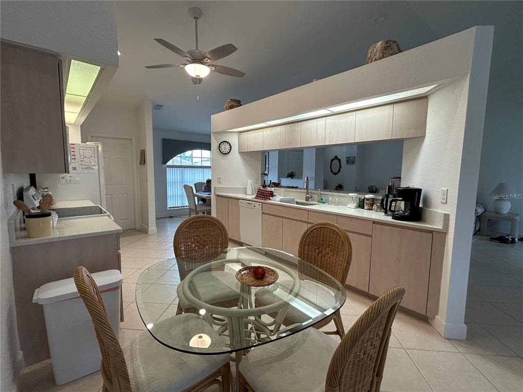 435 ROTONDA CIRCLE photo 7