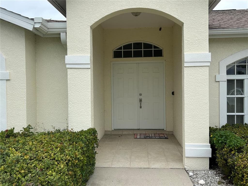 435 ROTONDA CIRCLE photo 3