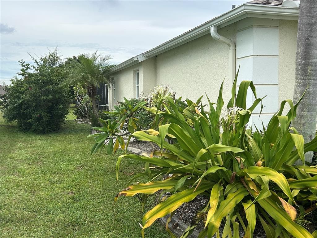 435 ROTONDA CIRCLE photo 19