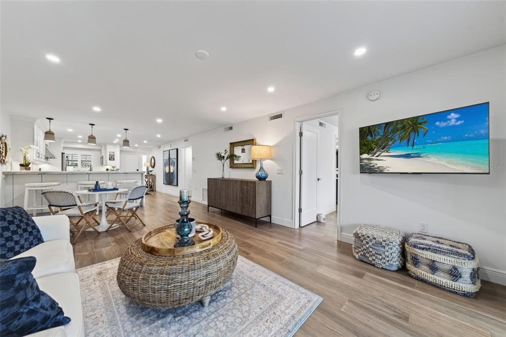 1313 DOCKSIDE PLACE 120 photo 6