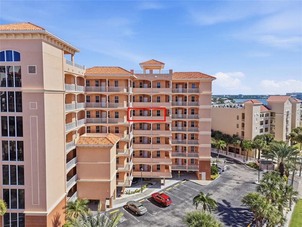 530 S GULFVIEW BOULEVARD 606 photo 2