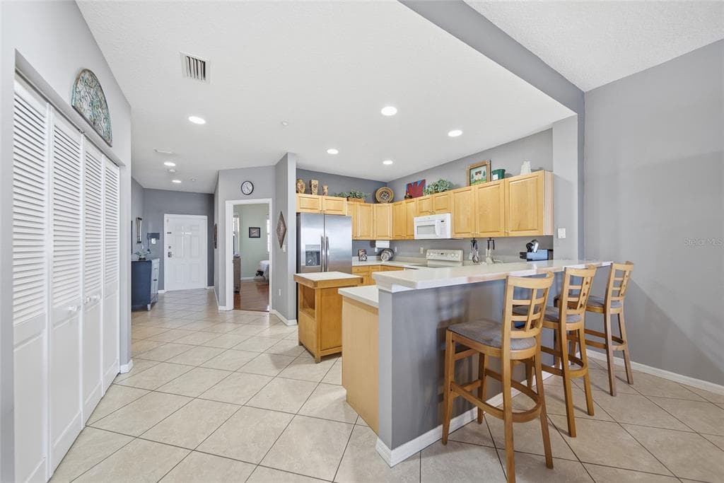 530 S GULFVIEW BOULEVARD 606 photo 7