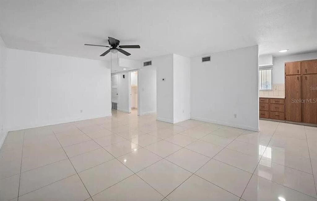 21358 BURKHART DRIVE photo 10