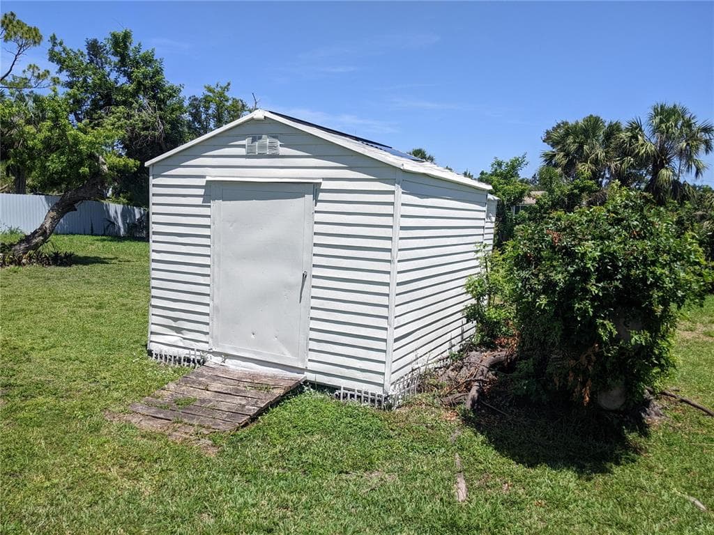 21358 BURKHART DRIVE photo 25