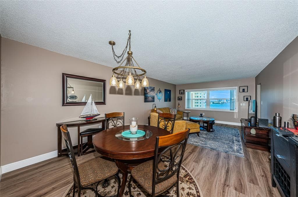 4575 COVE CIRCLE 1003 photo 5