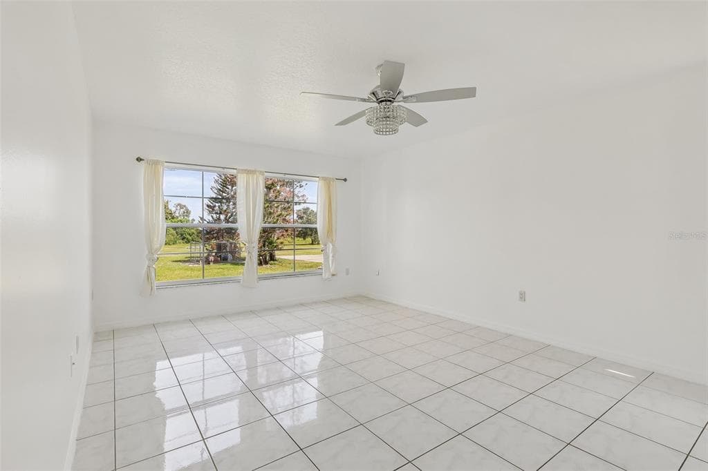 3480 LAKESHORE BOULEVARD photo 17