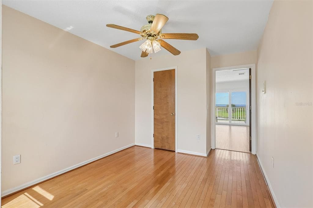 3480 LAKESHORE BOULEVARD photo 24