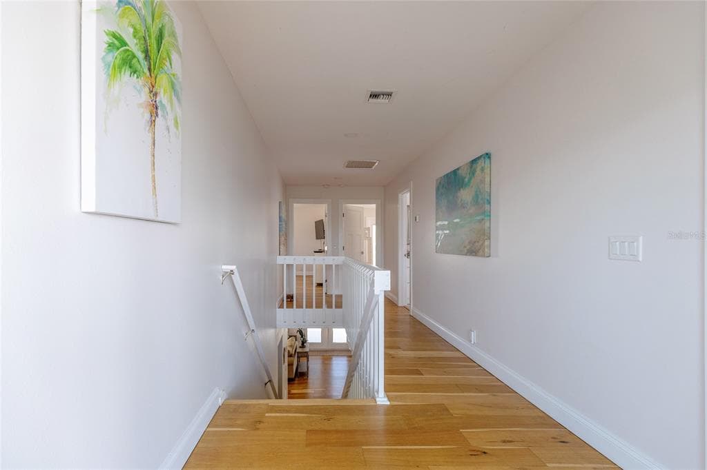 607 S BAY BOULEVARD photo 25